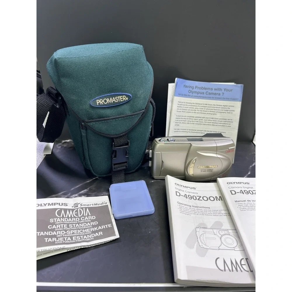 Olympus Camedia D-490 Digital Point and Shoot Camera Bundle Parts Only